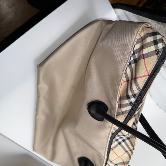 Burberry Nova Check Vinal Tote Bag - Picture 6 of 6